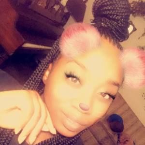 Meet your Posher, Gloria